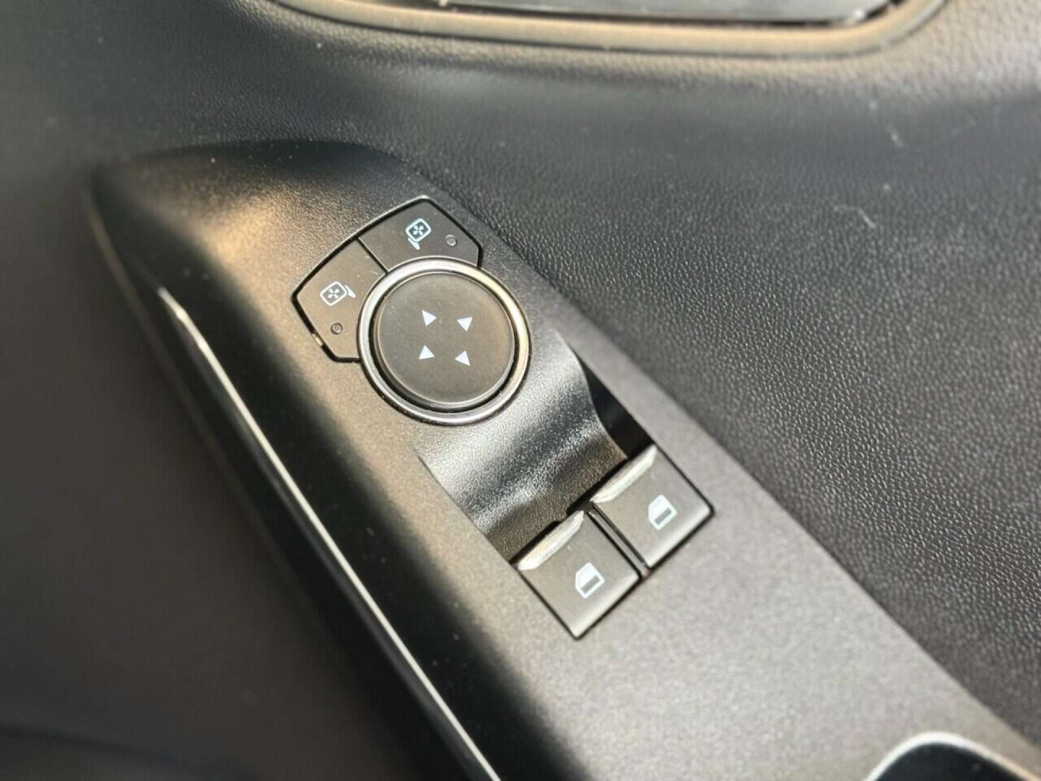 Used Ford Fiesta 2018 for sale - 76600744: Photo 31