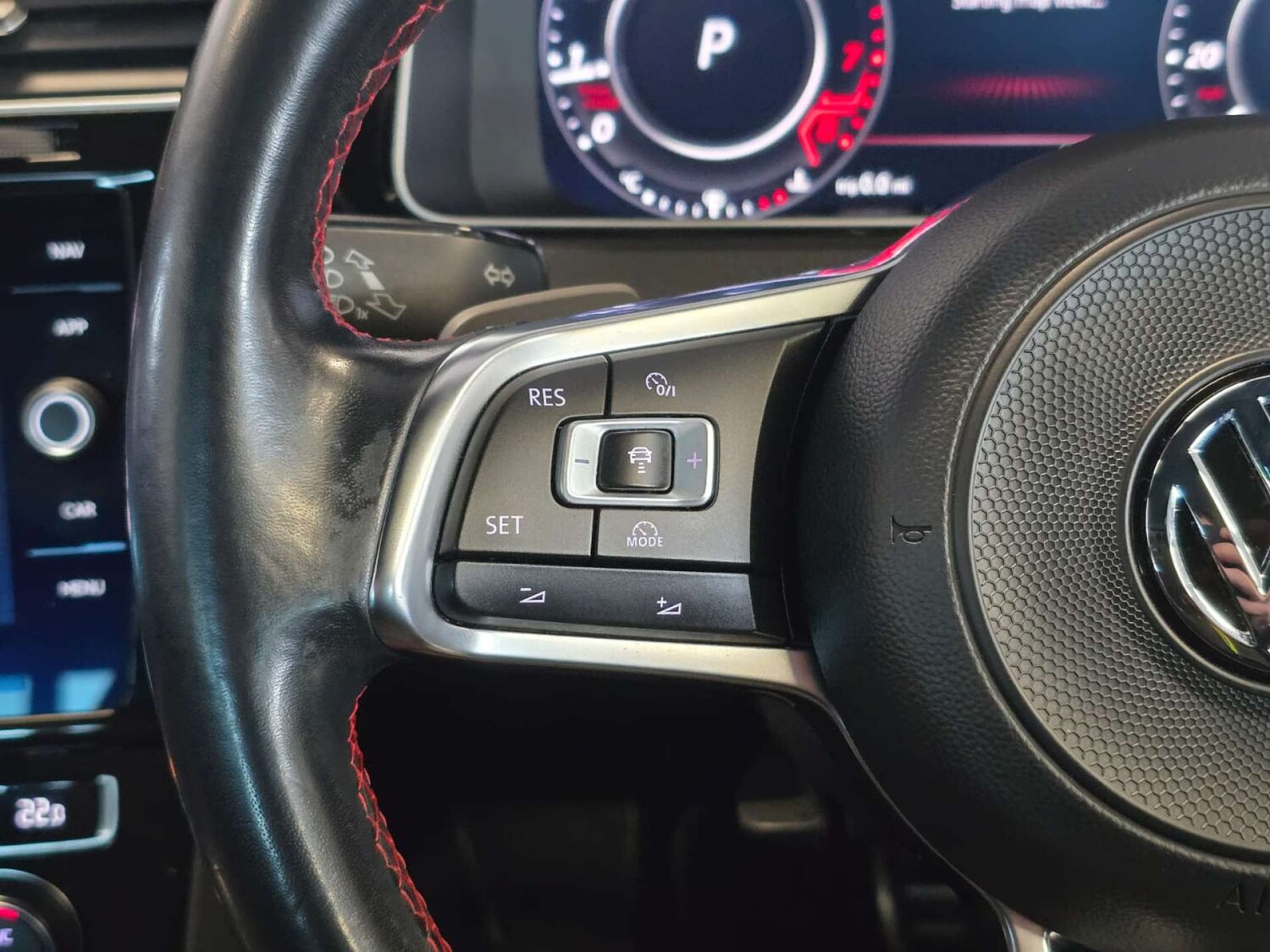 Used Volkswagen Golf 2018 for sale - 77581091: Photo 25