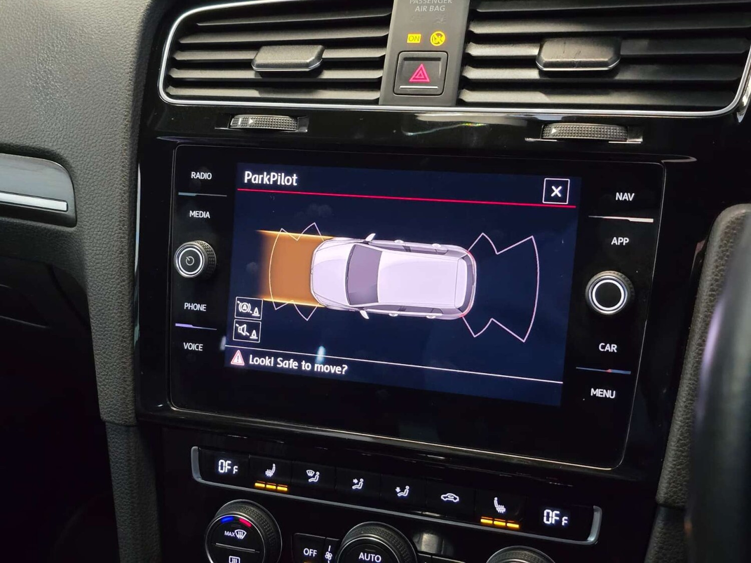 Used Volkswagen Golf 2018 for sale - 77581091: Photo 29