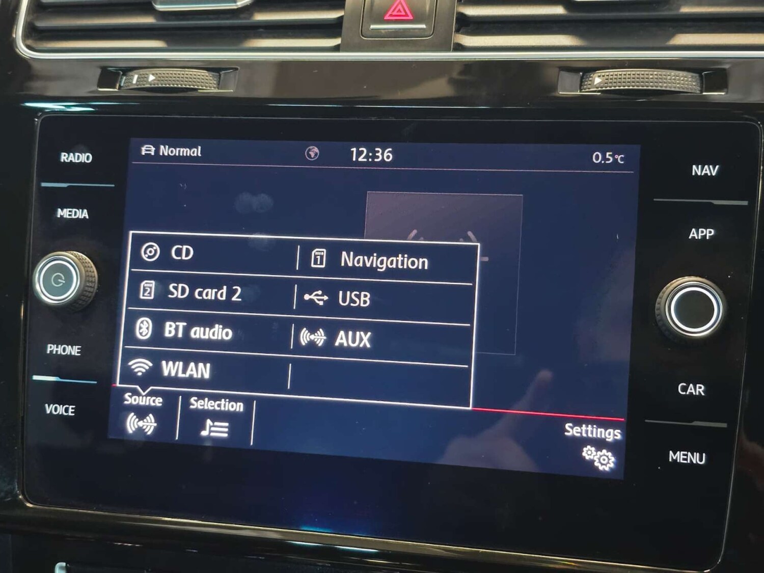 Used Volkswagen Golf 2018 for sale - 77581091: Photo 35