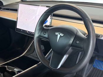 Used Tesla Model 3 2020 for sale - 78555390: Photo