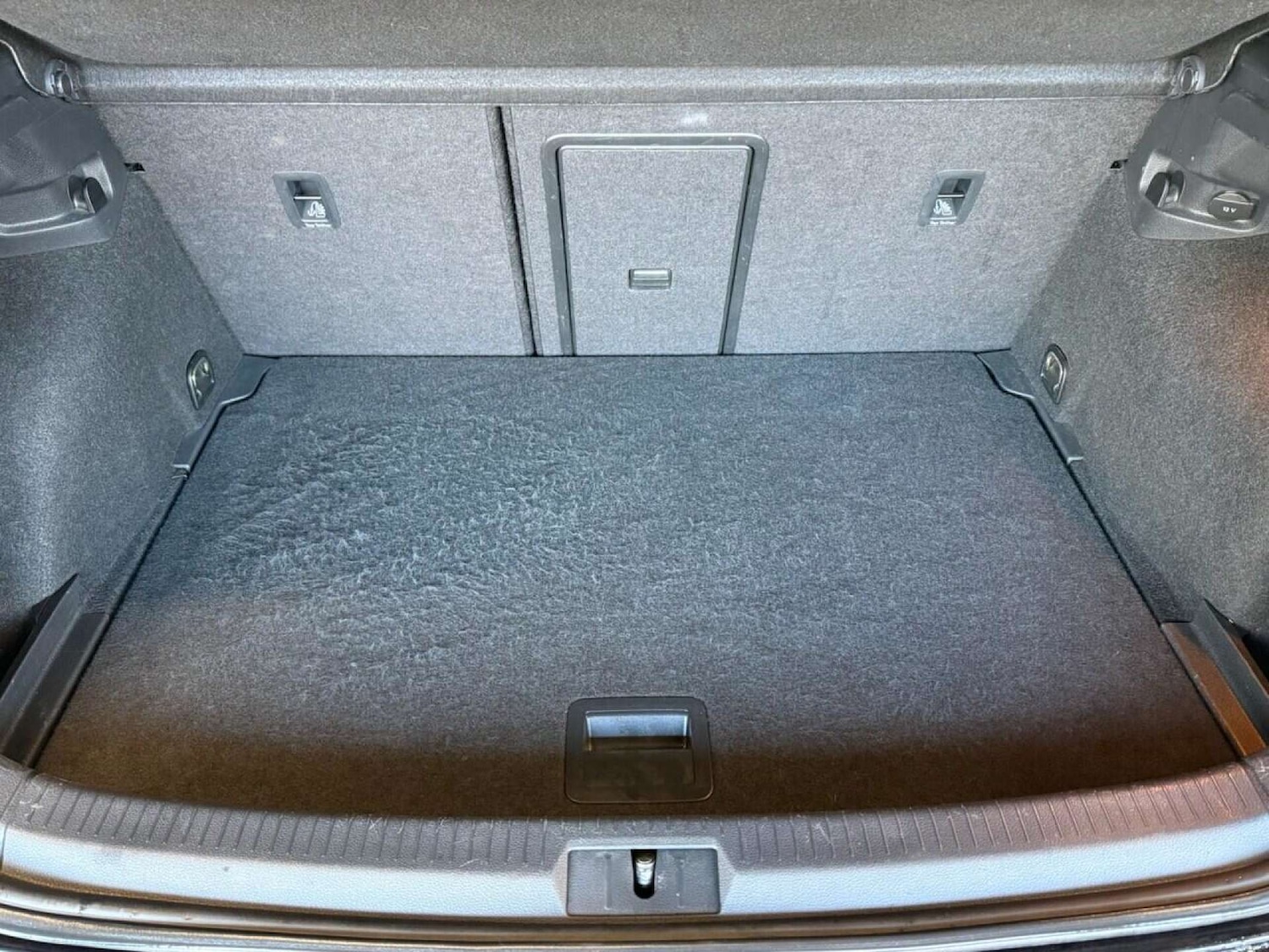 Used Volkswagen Golf 2019 for sale - 76762000: Photo 24