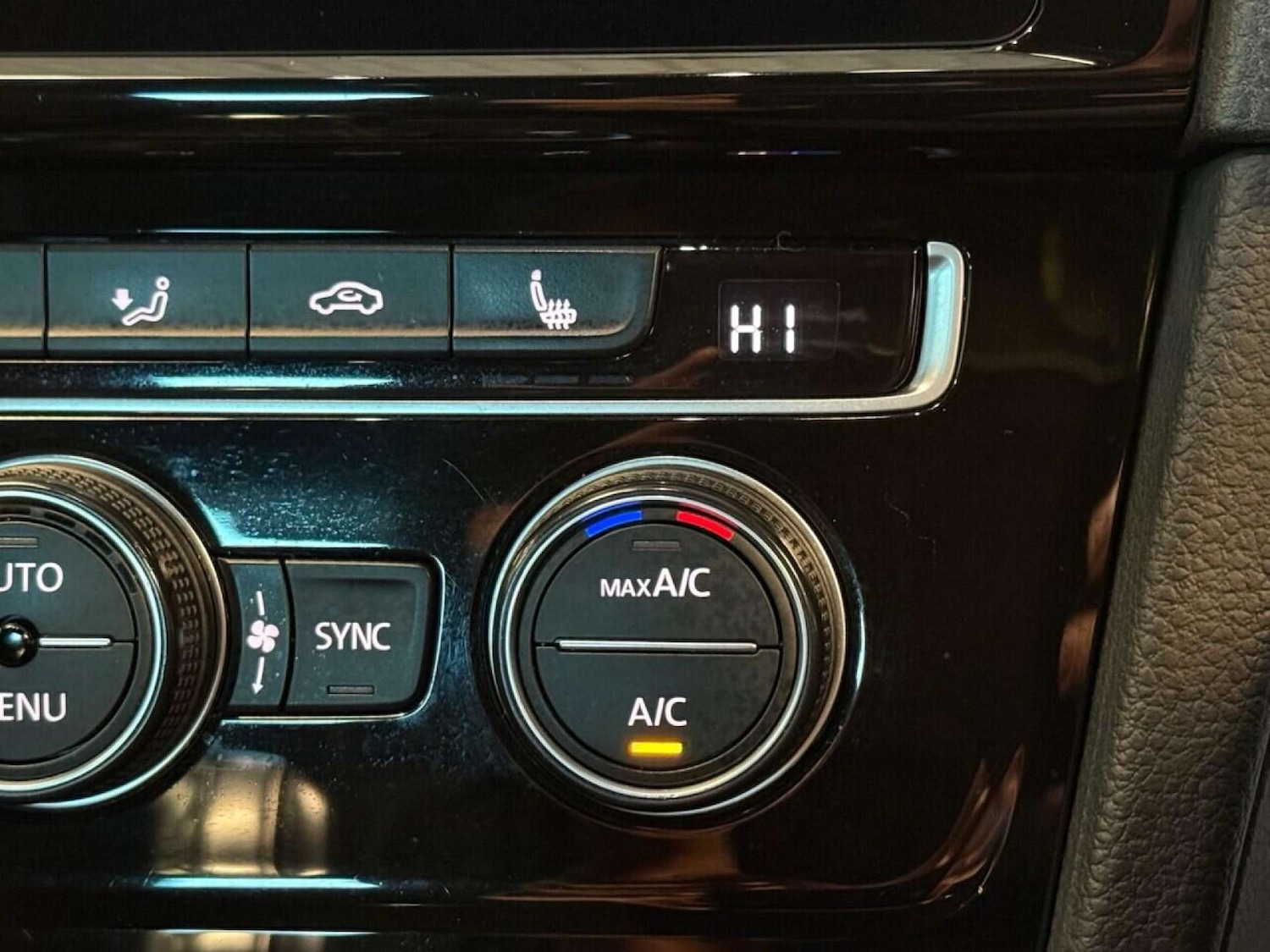 Used Volkswagen Golf 2019 for sale - 76762000: Photo 35