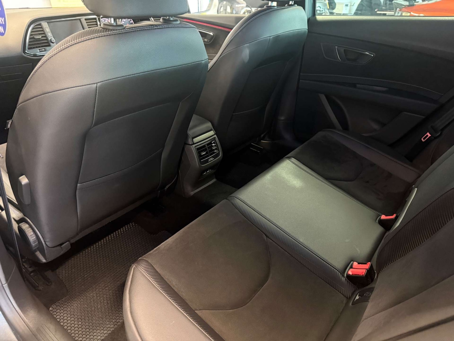 Used SEAT Leon 2018 for sale - 77235334: Photo 32