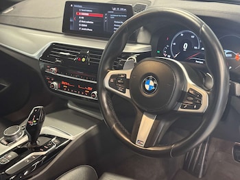 Used BMW 5 Series 2018 for sale - 77847554: Photo