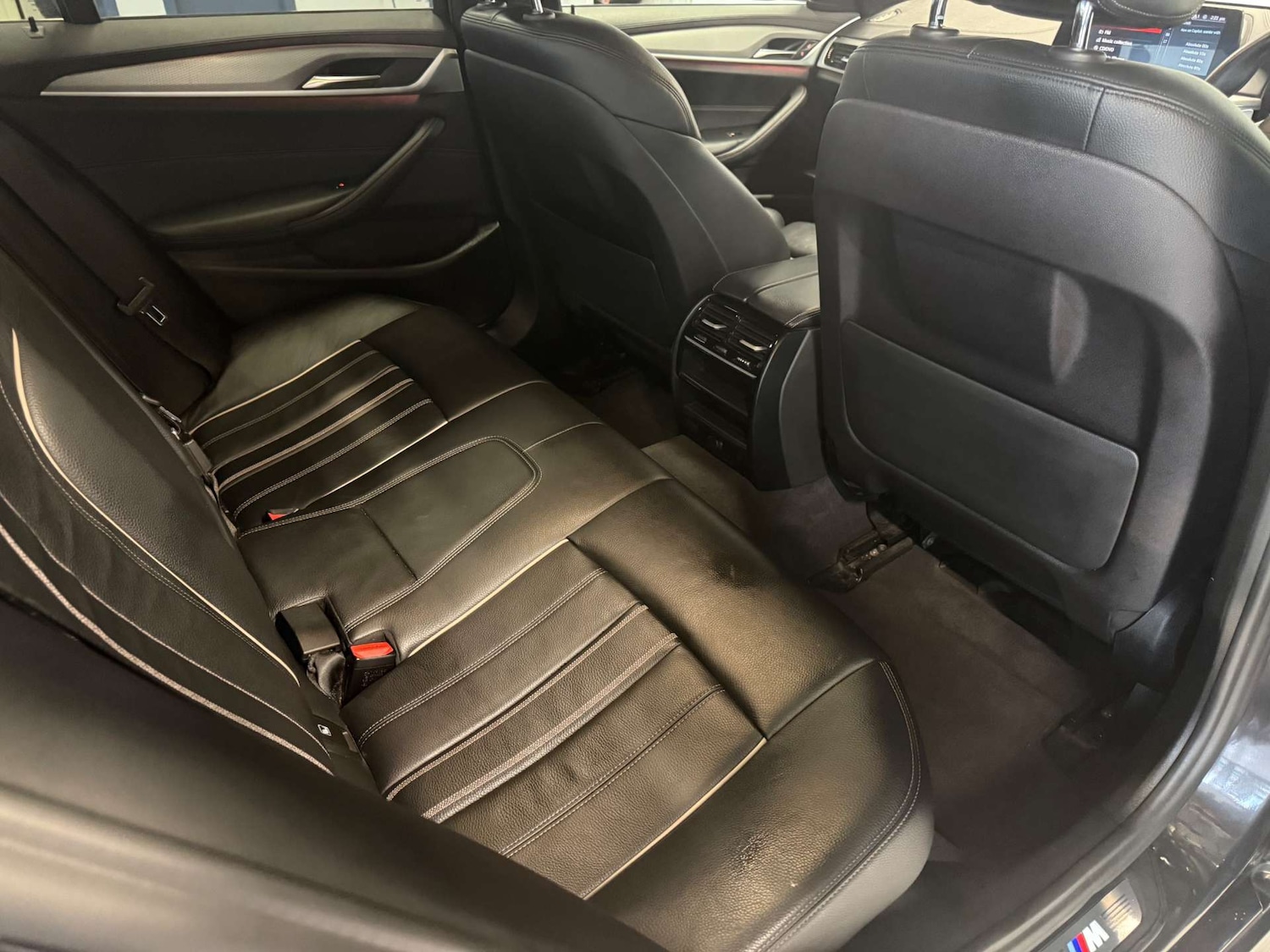 Used BMW 5 Series 2018 for sale - 77847554: Photo 32