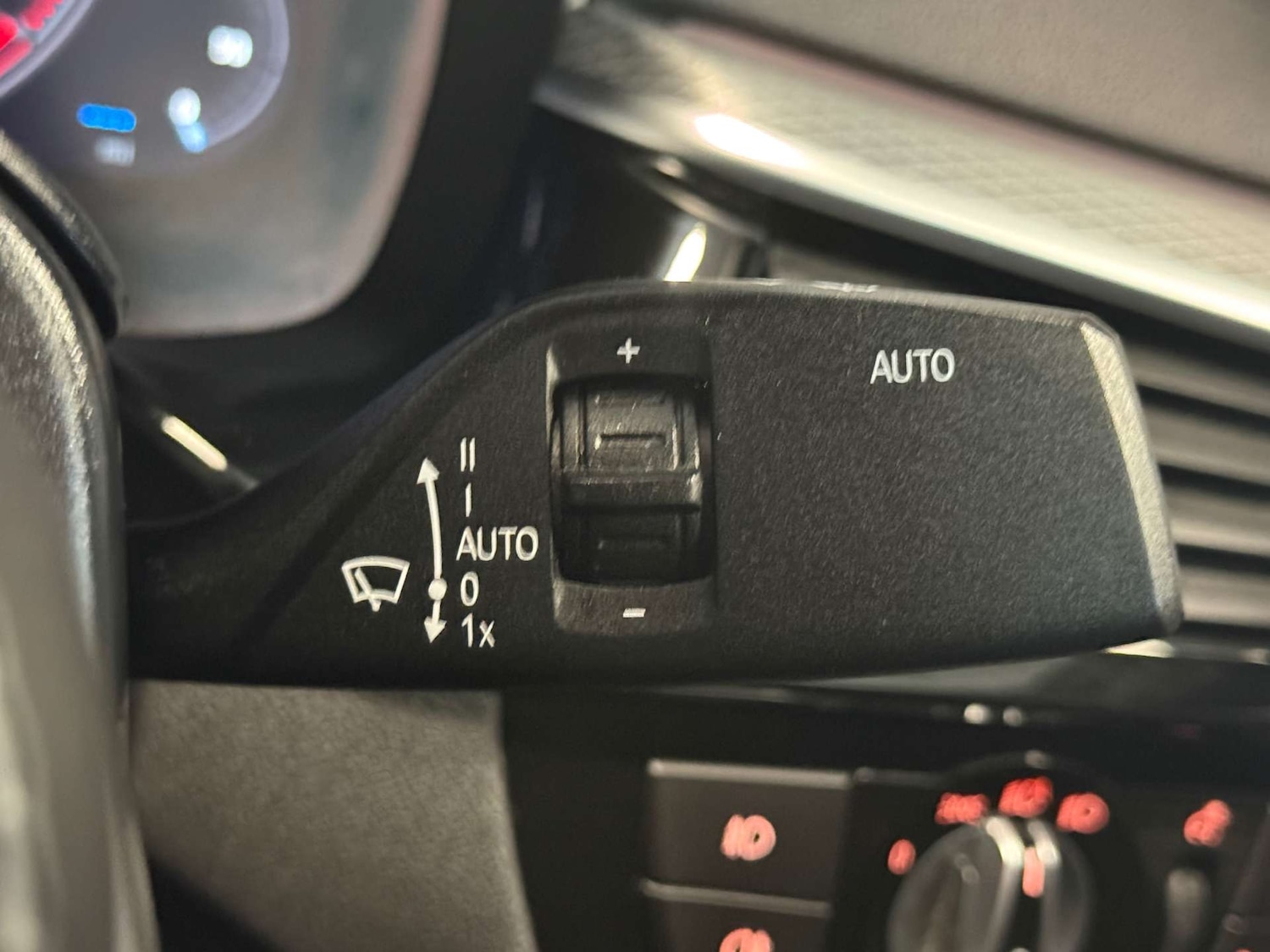 Used BMW 5 Series 2018 for sale - 77847554: Photo 47