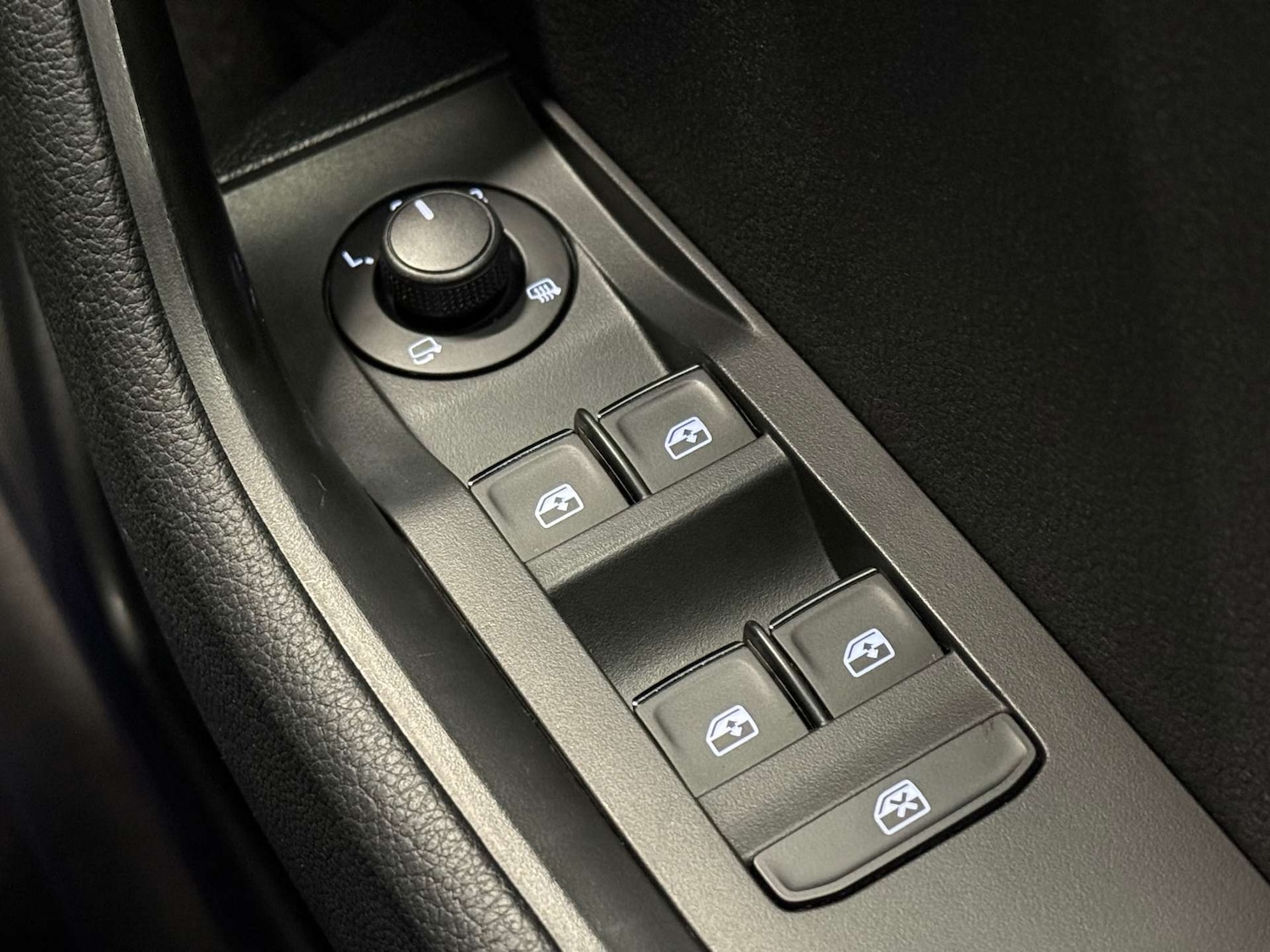 Used Skoda Superb 2017 for sale - 76830133: Photo 18