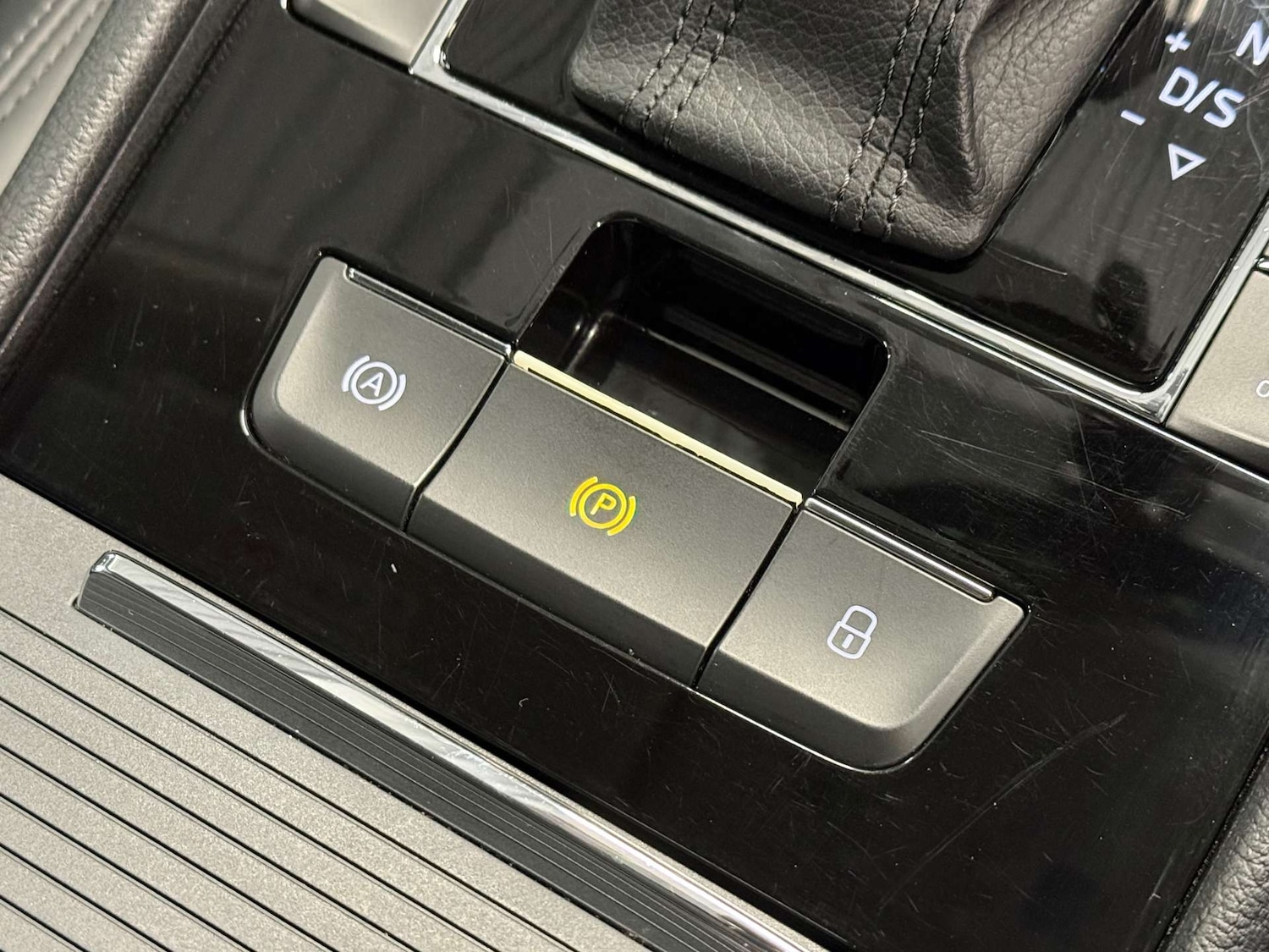 Used Skoda Superb 2017 for sale - 76830133: Photo 21