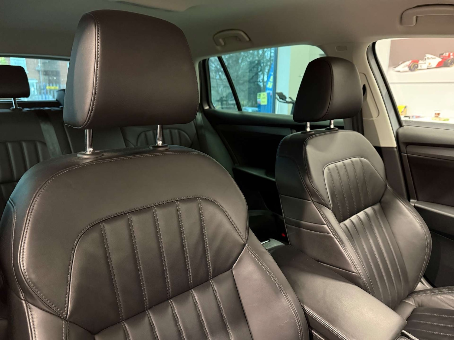 Used Skoda Superb 2017 for sale - 76830133: Photo 31