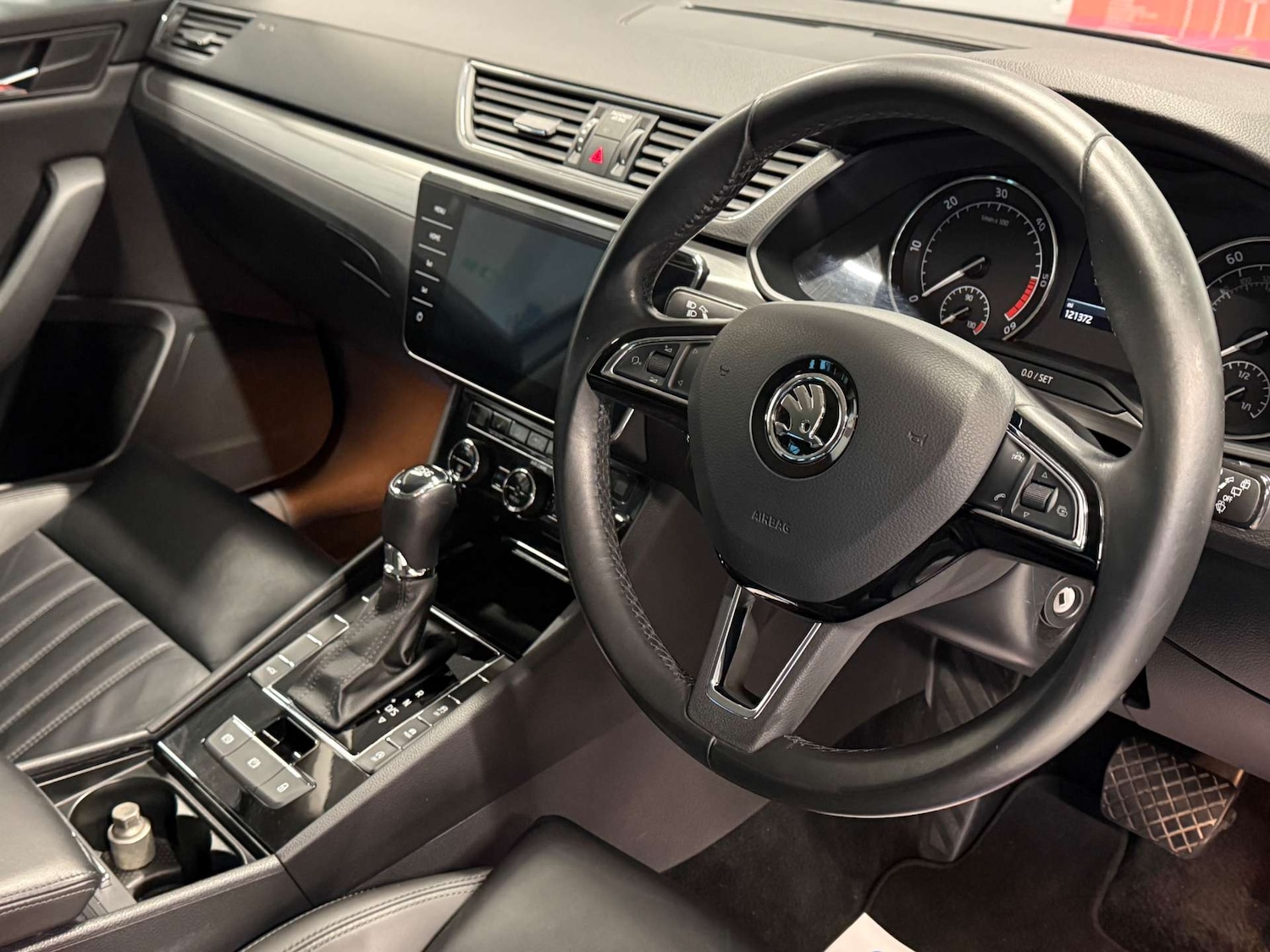 Used Skoda Superb 2017 for sale - 76830133: Photo 37