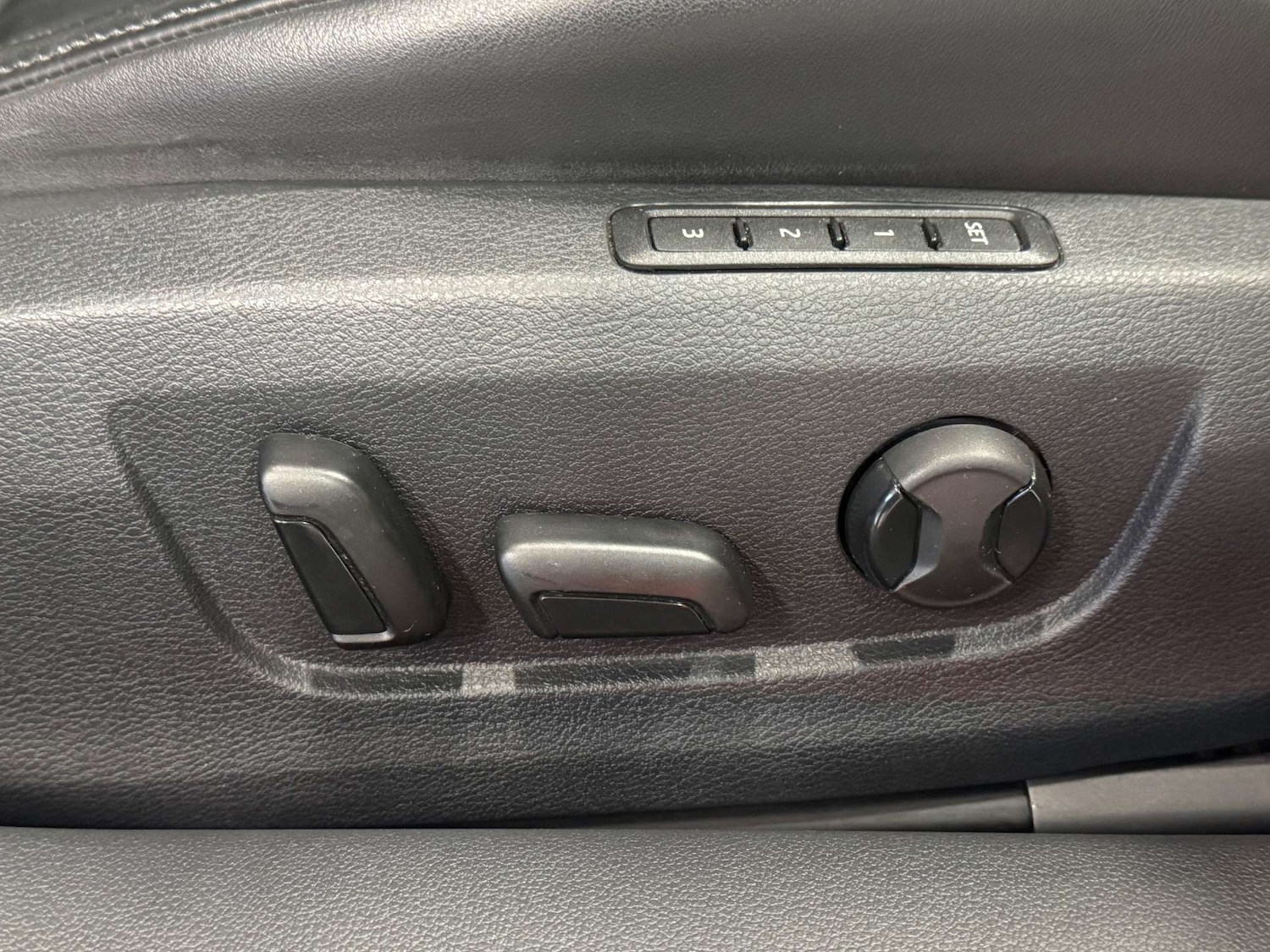 Used Skoda Superb 2017 for sale - 76830133: Photo 47