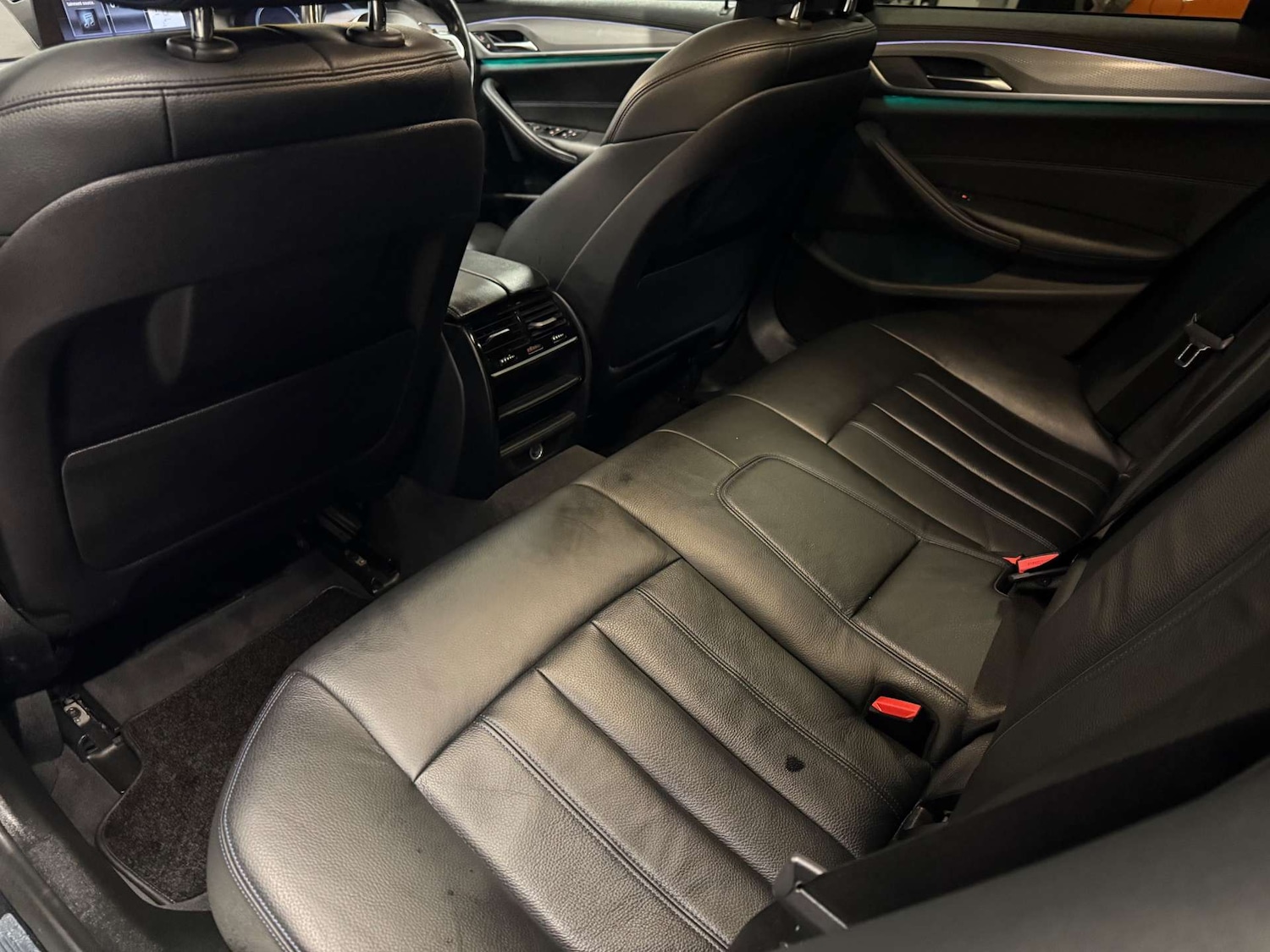 Used BMW 5 Series 2018 for sale - 77107223: Photo 31