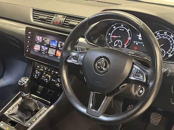 Used Skoda Superb 2018 for sale - 77494159: Photo