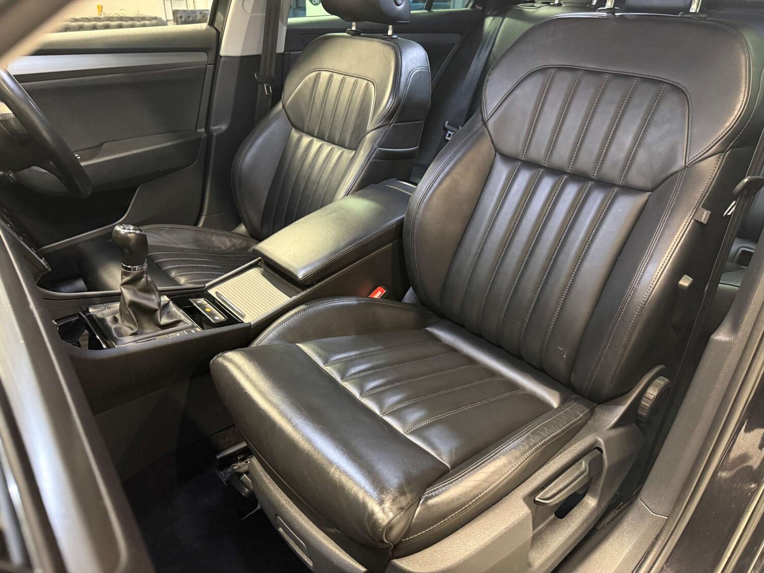 Used Skoda Superb 2018 for sale - 77494159: Photo 30