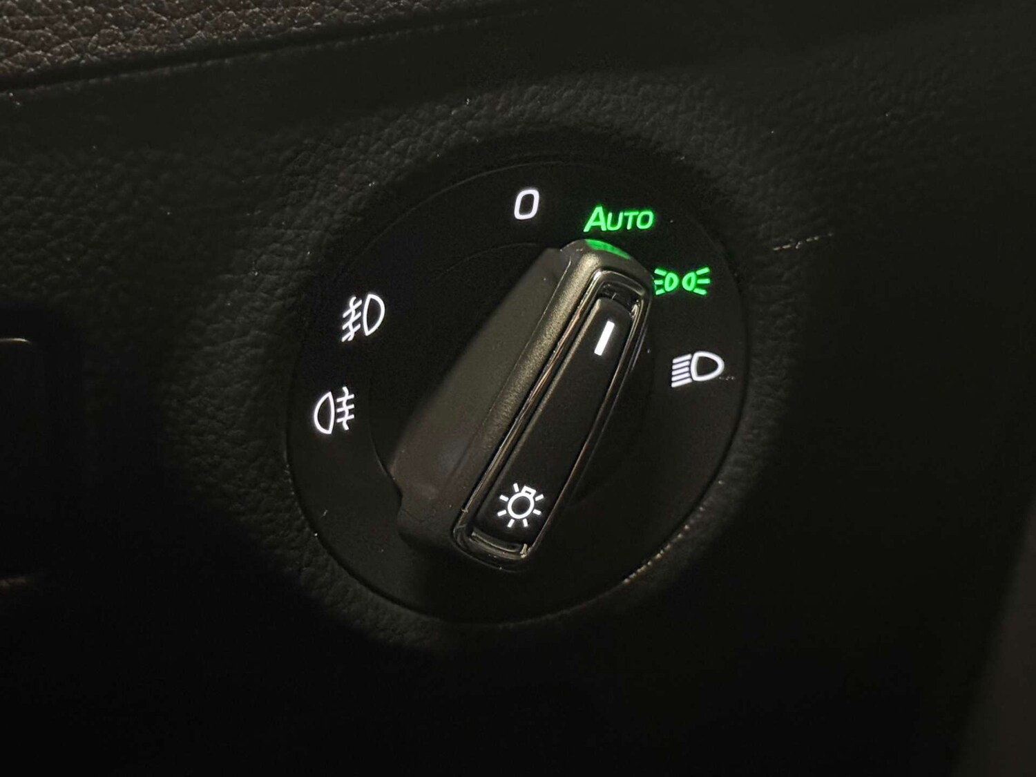 Used Skoda Superb 2018 for sale - 77494159: Photo 53