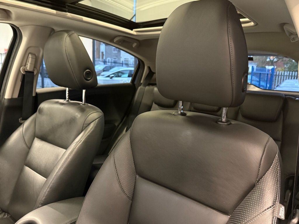 Used Honda HR-V 2015 for sale - 76640403: Photo 45