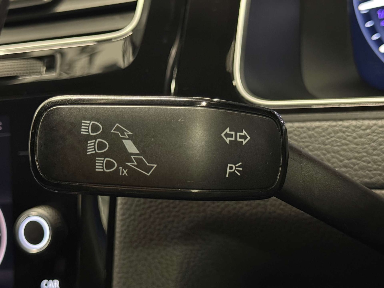 Used Volkswagen Golf 2017 for sale - 77022660: Photo 33