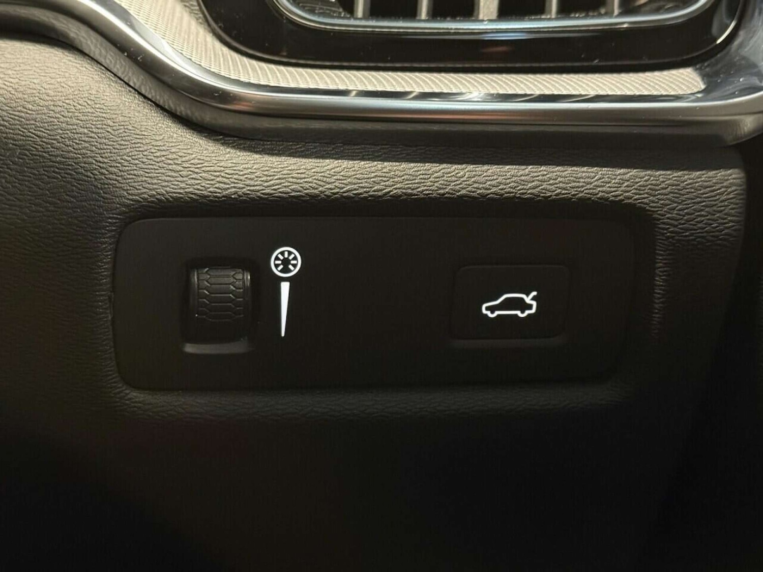 Used Volvo S60 2019 for sale - 76762001: Photo 9