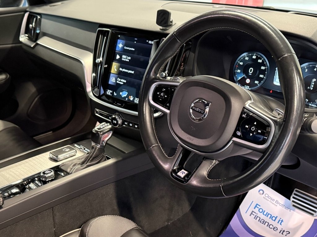 Used Volvo S60 2019 for sale - 76698645: Photo 2