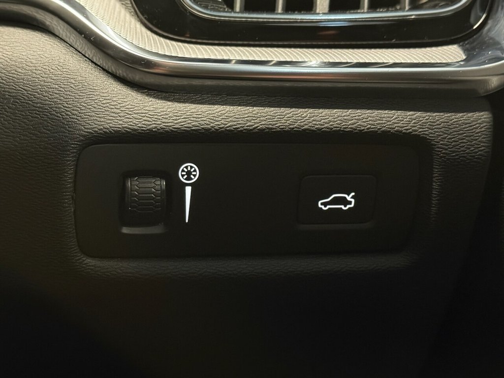 Used Volvo S60 2019 for sale - 76698645: Photo 9