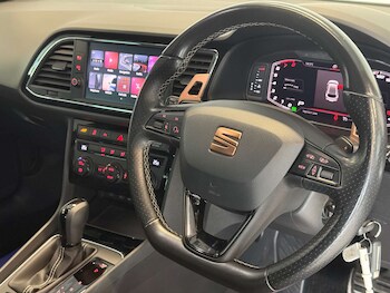 Used SEAT Leon 2019 for sale - 78583625: Photo