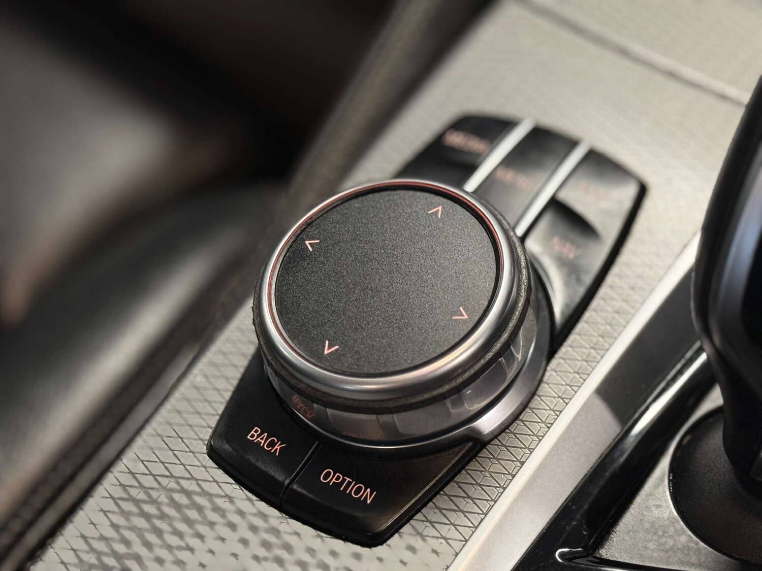 Used BMW 5 Series 2018 for sale - 77567801: Photo 45