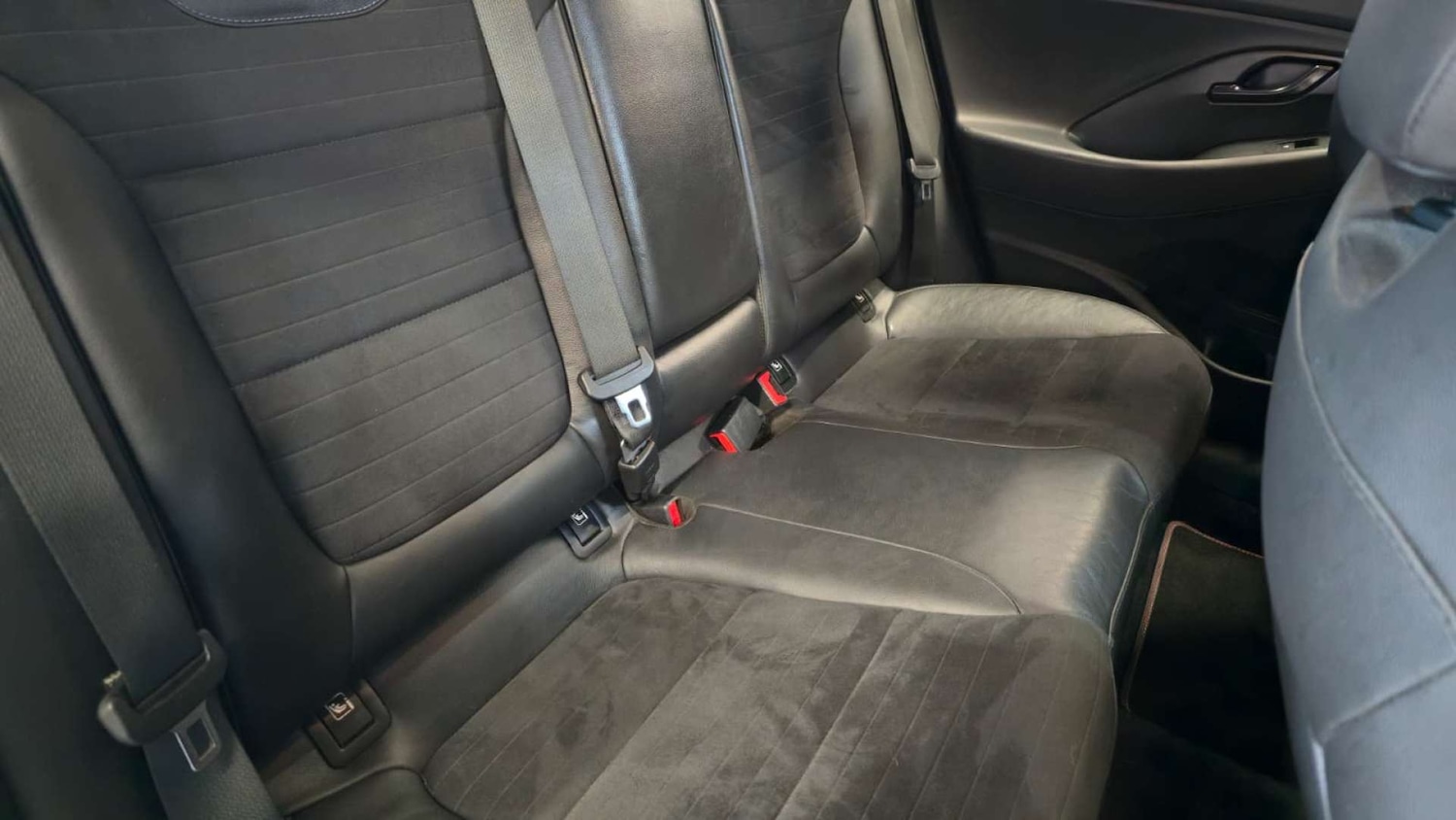 Used Hyundai i30 2018 for sale - 76907755: Photo 24