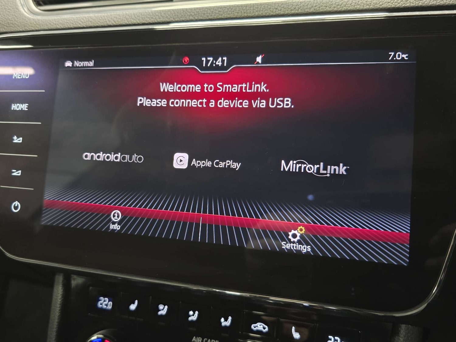 Used Skoda Superb 2017 for sale - 77187831: Photo 25