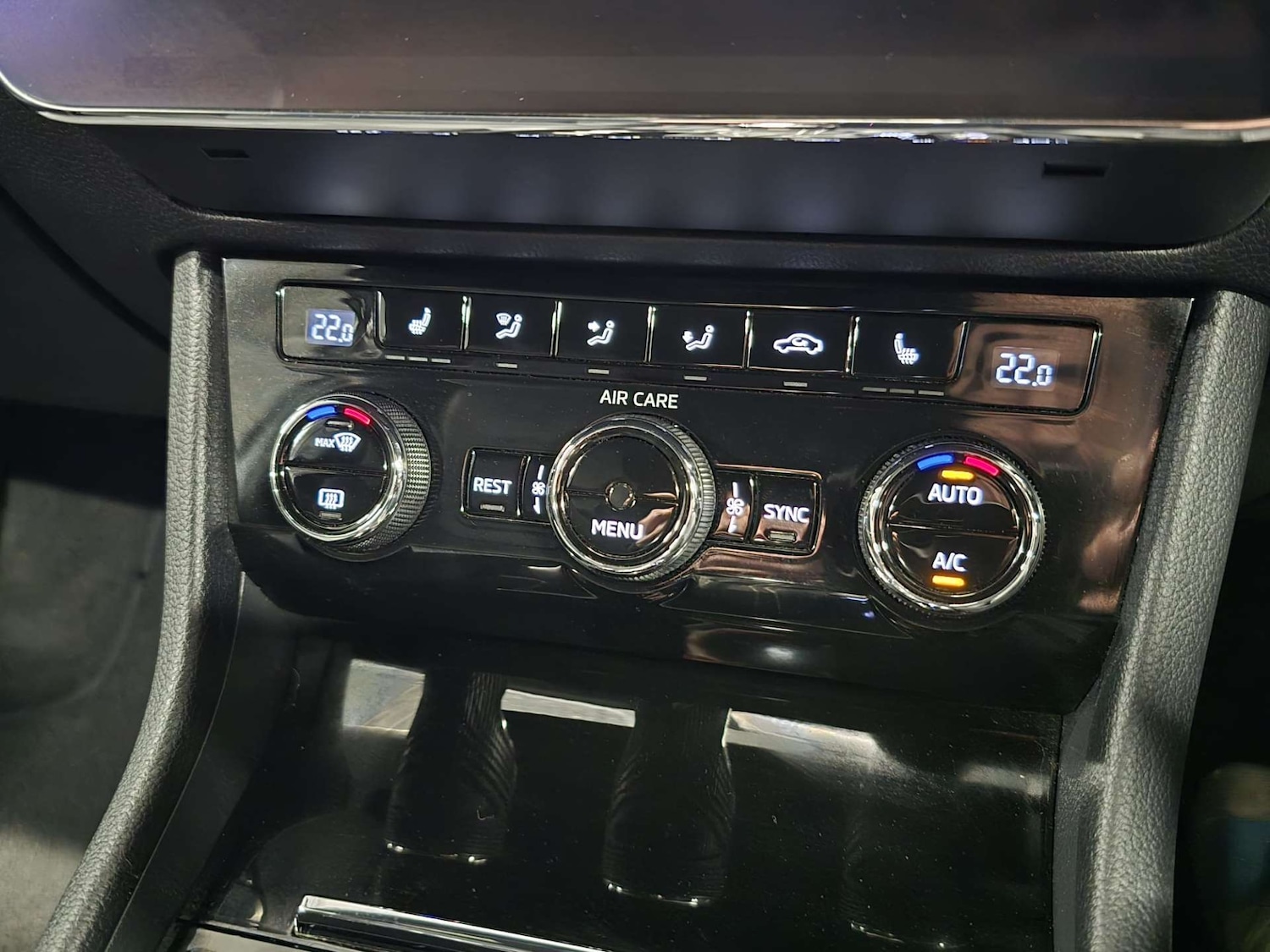 Used Skoda Superb 2017 for sale - 77187831: Photo 29