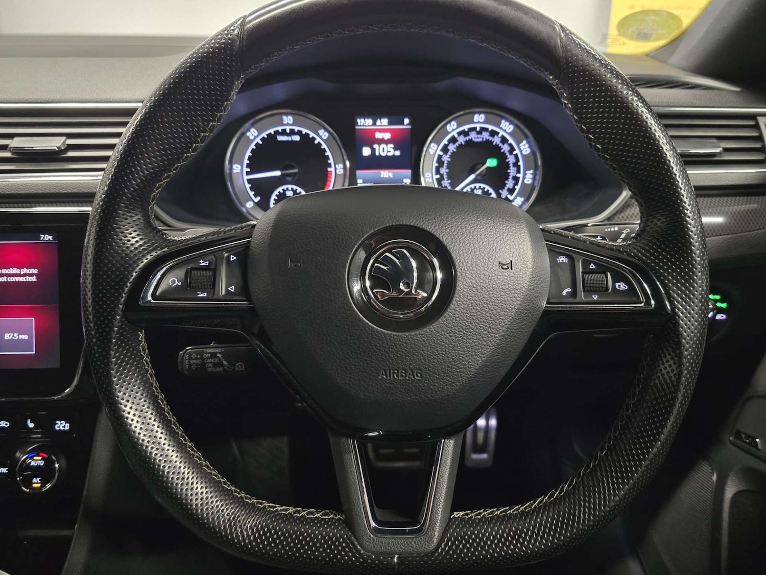 Used Skoda Superb 2017 for sale - 77187831: Photo 36