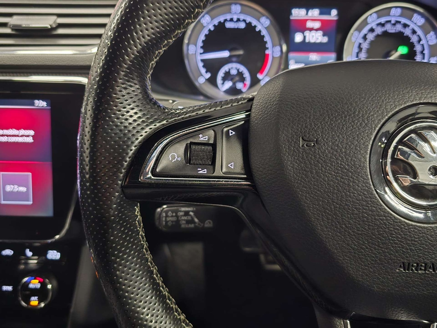 Used Skoda Superb 2017 for sale - 77187831: Photo 37