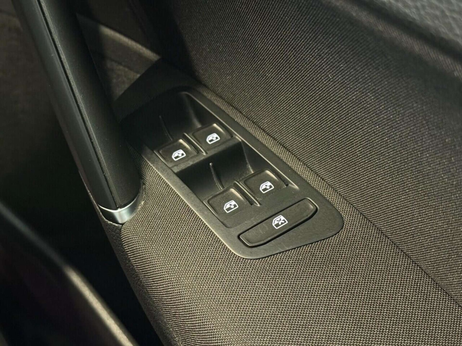 Used Volkswagen Golf 2018 for sale - 76762027: Photo 10