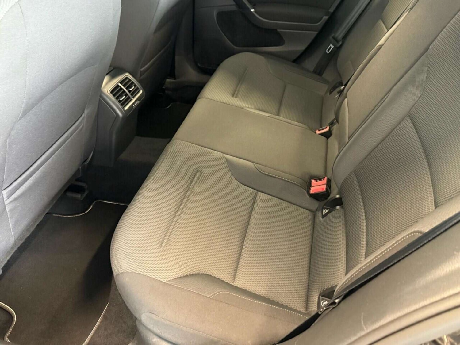 Used Volkswagen Golf 2018 for sale - 76762027: Photo 17