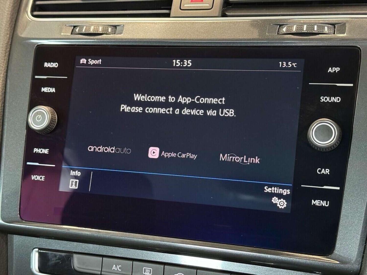 Used Volkswagen Golf 2018 for sale - 76762027: Photo 23