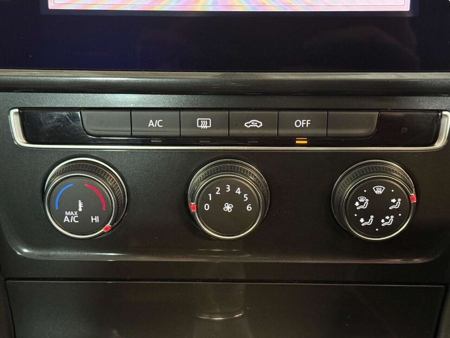 Used Volkswagen Golf 2018 for sale - 76762027: Photo 24