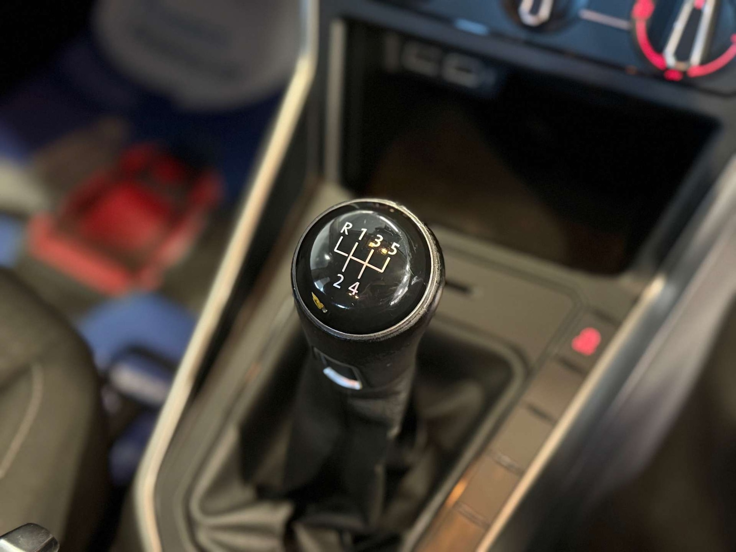 Used Volkswagen Polo 2018 for sale - 76830216: Photo 17