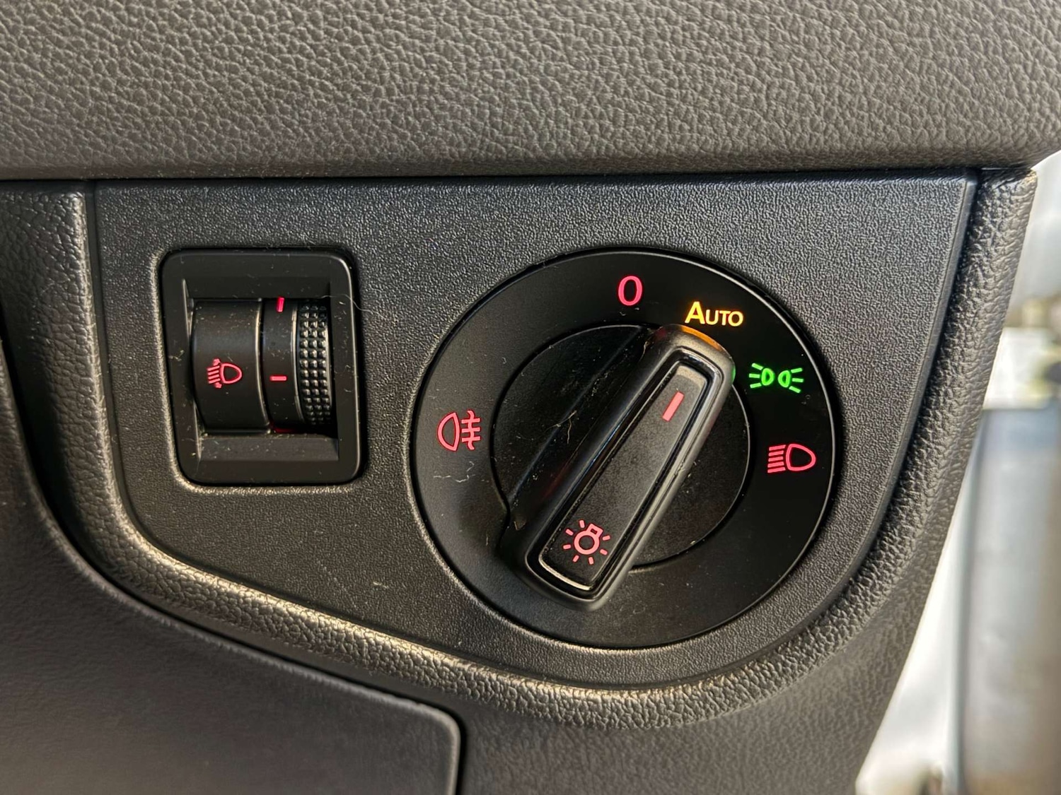 Used Volkswagen Polo 2018 for sale - 76830216: Photo 19