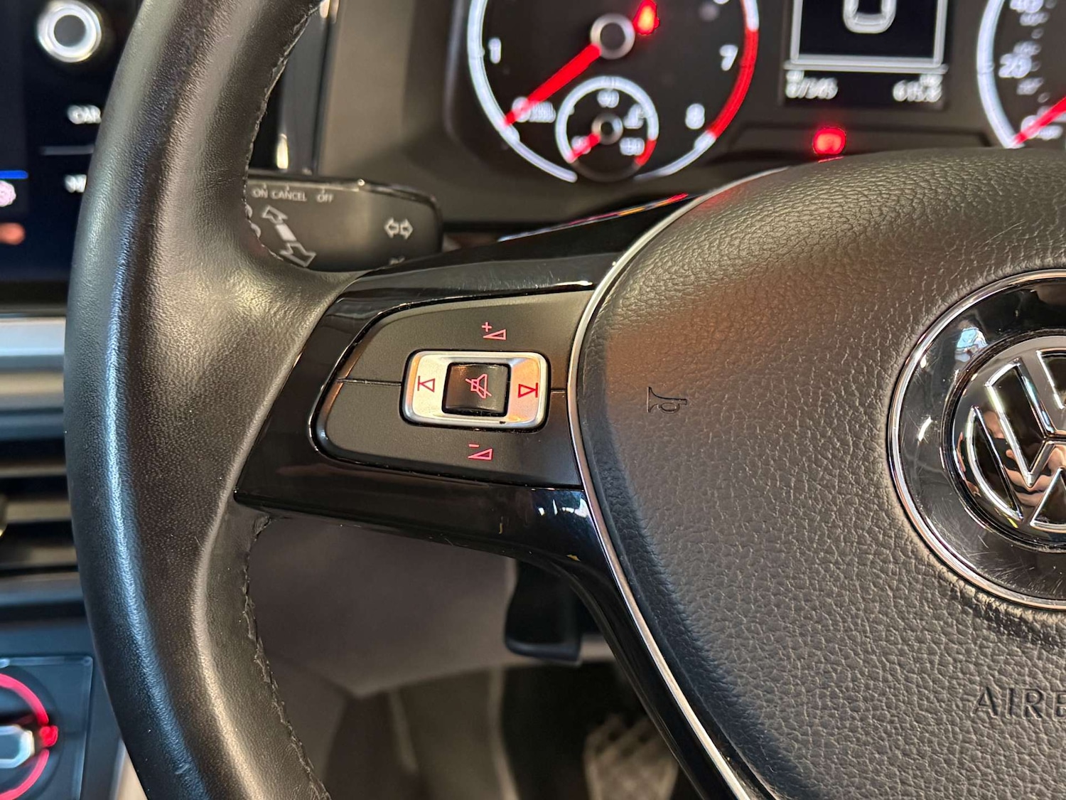 Used Volkswagen Polo 2018 for sale - 76830216: Photo 20