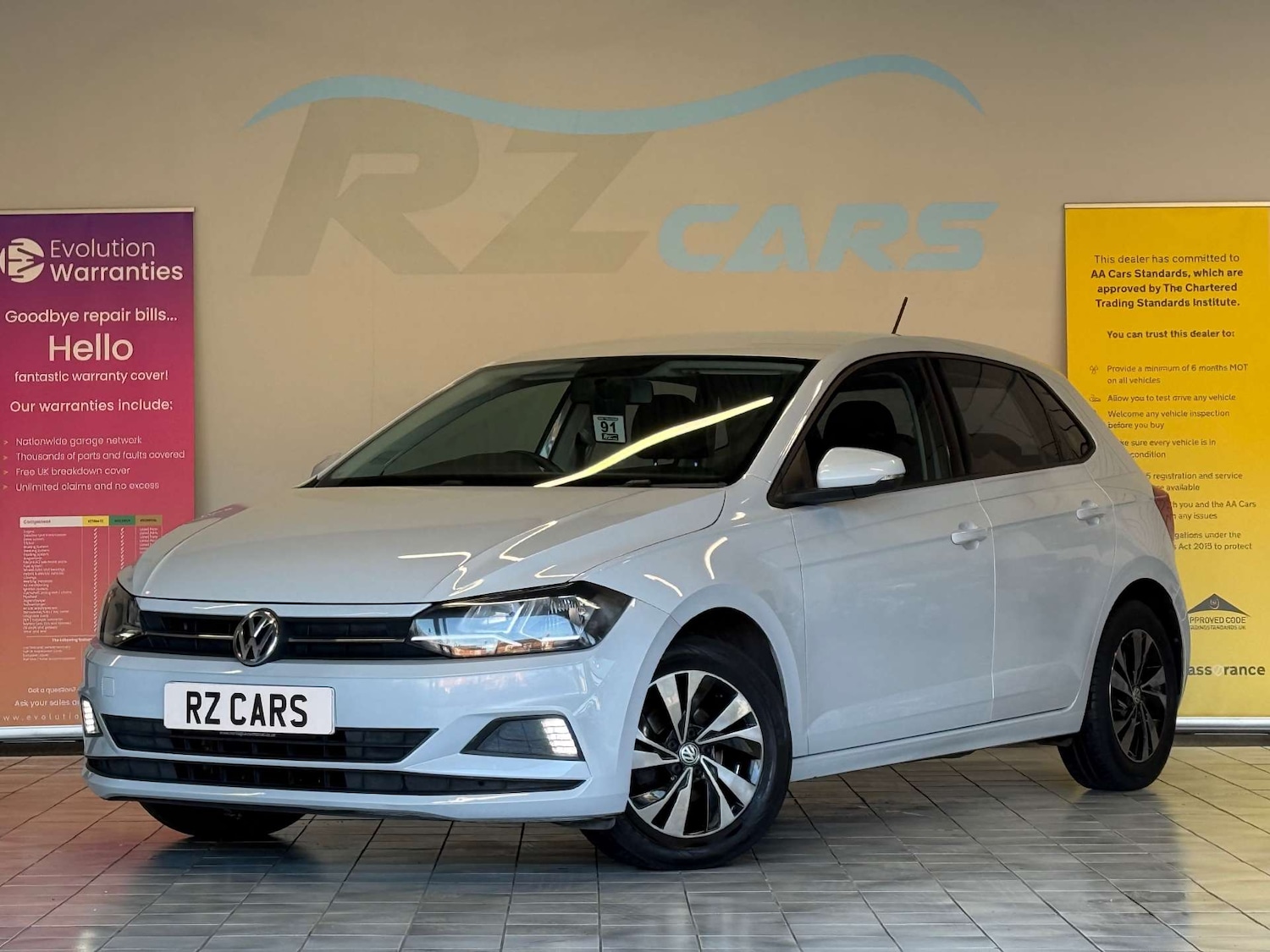 Used Volkswagen Polo 2018 for sale - 76830216: Photo 6