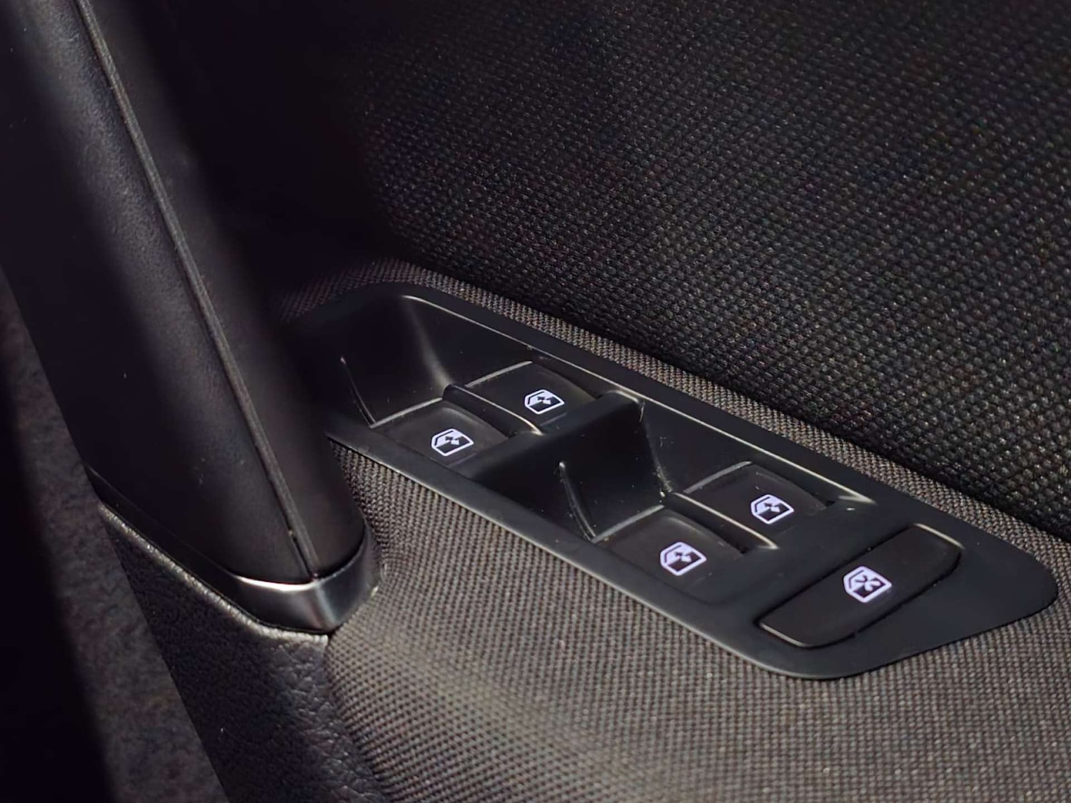 Used Volkswagen Golf 2018 for sale - 77656607: Photo 29