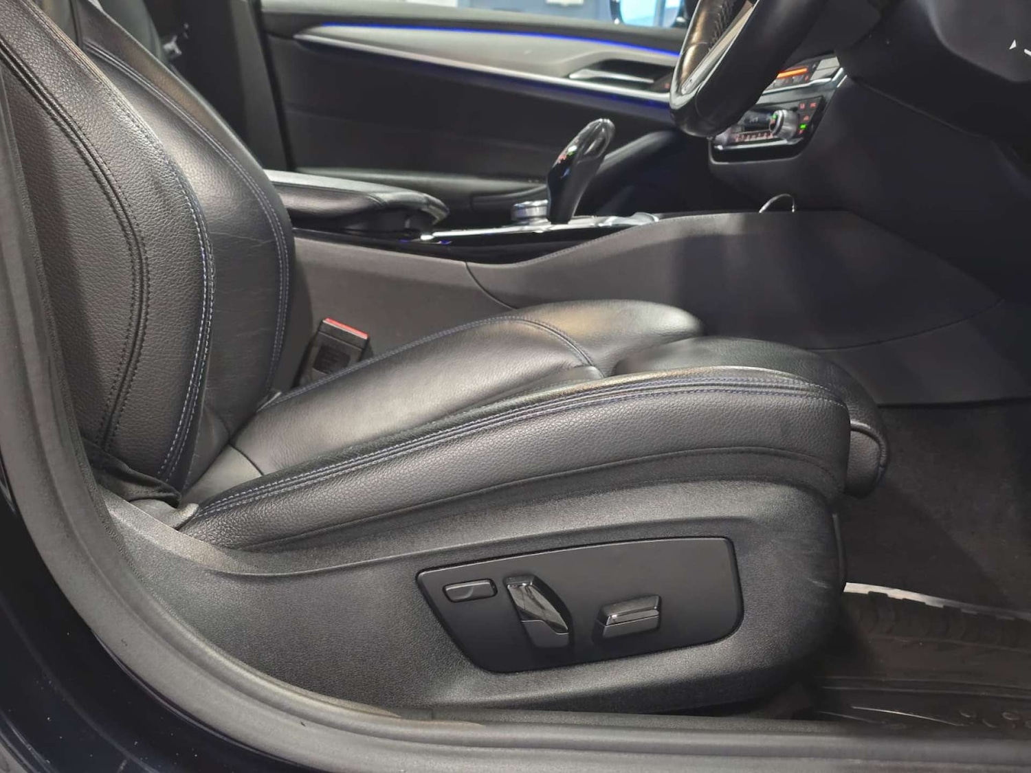 Used BMW 5 Series 2018 for sale - 77326142: Photo 16