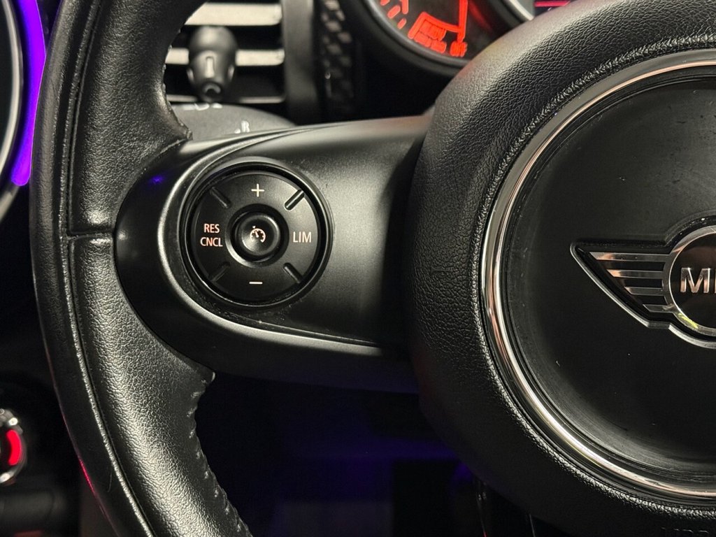 Used MINI Hatch 2018 for sale - 76698802: Photo 17