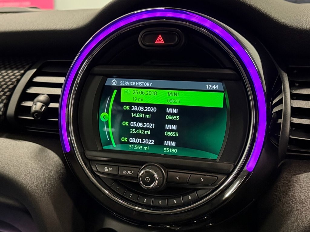 Used MINI Hatch 2018 for sale - 76698802: Photo 21