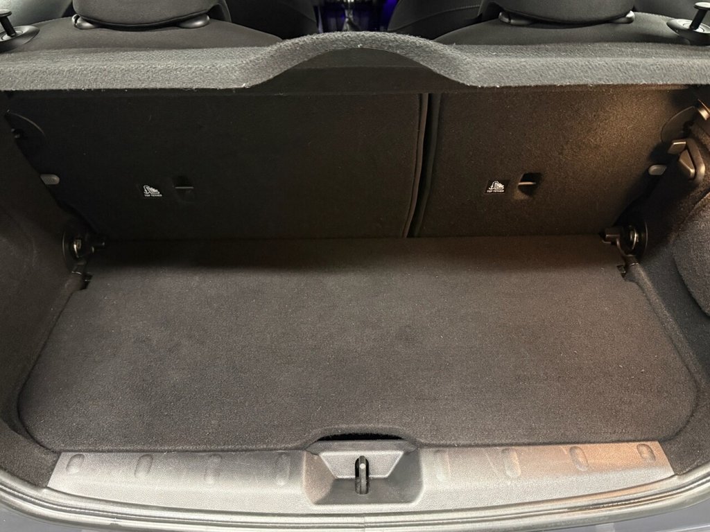 Used MINI Hatch 2018 for sale - 76698802: Photo 28