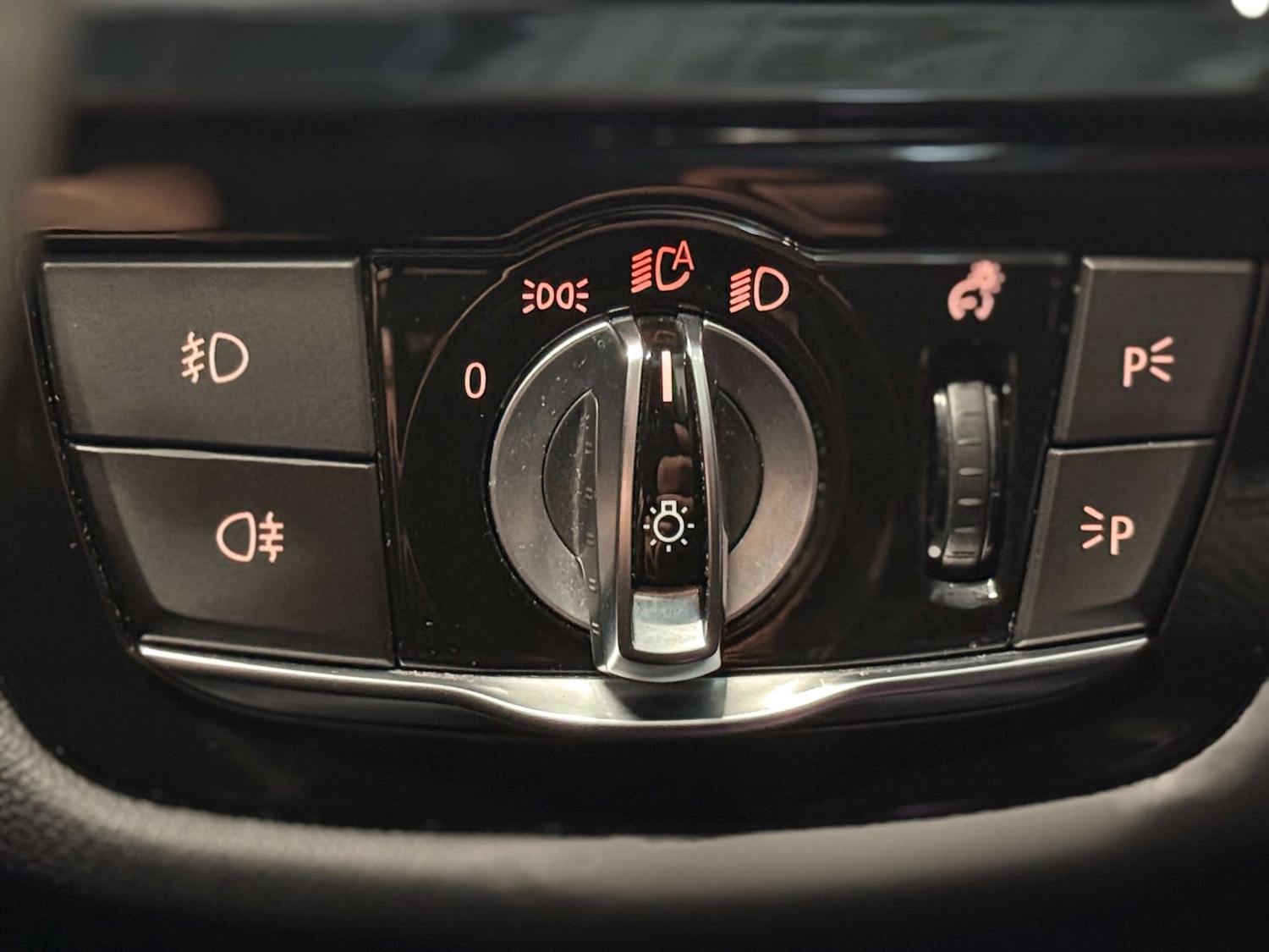 Used BMW 5 Series 2018 for sale - 78176807: Photo 48