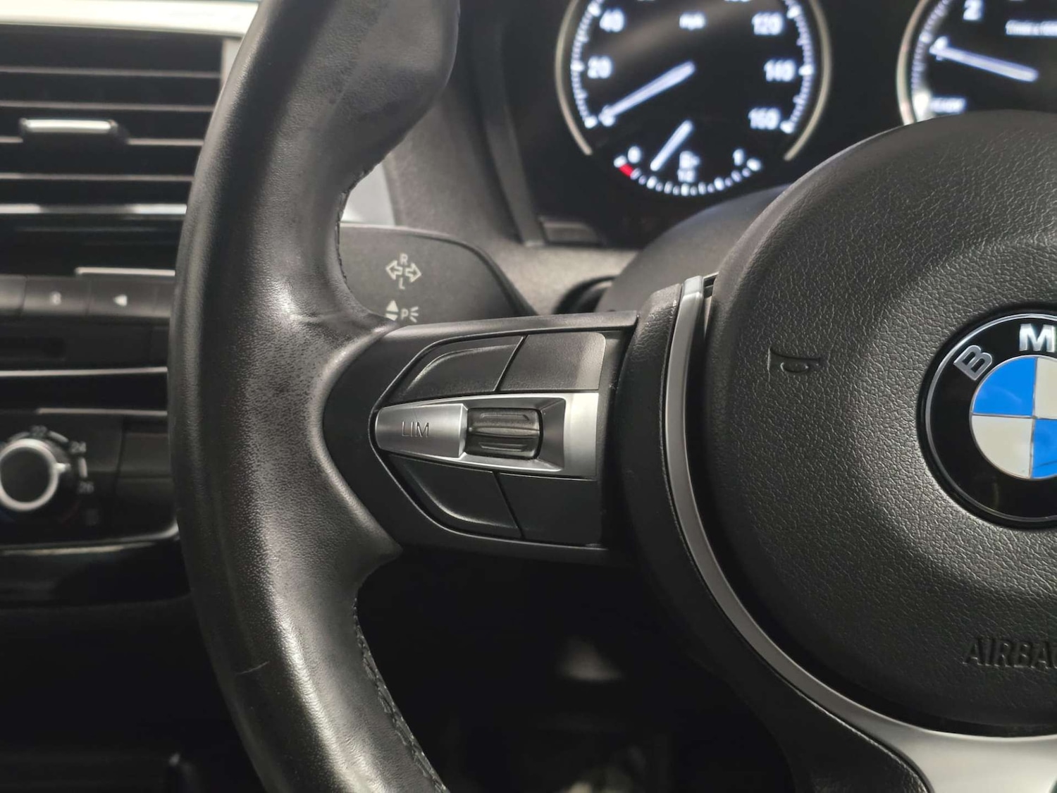 Used BMW 2 Series 2018 for sale - 77129812: Photo 29