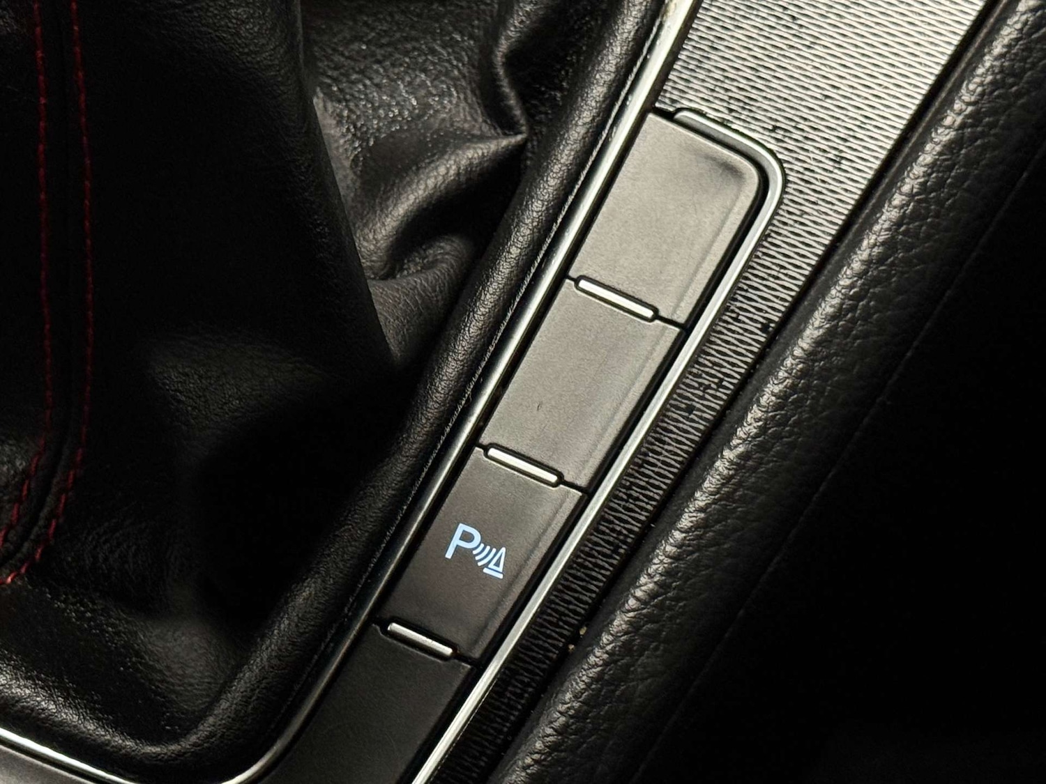 Used Volkswagen Golf 2014 for sale - 77531846: Photo 34