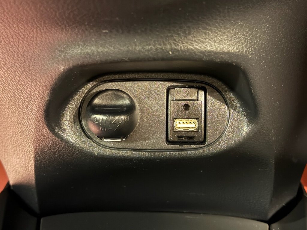 Used Toyota Yaris 2017 for sale - 76640392: Photo 22