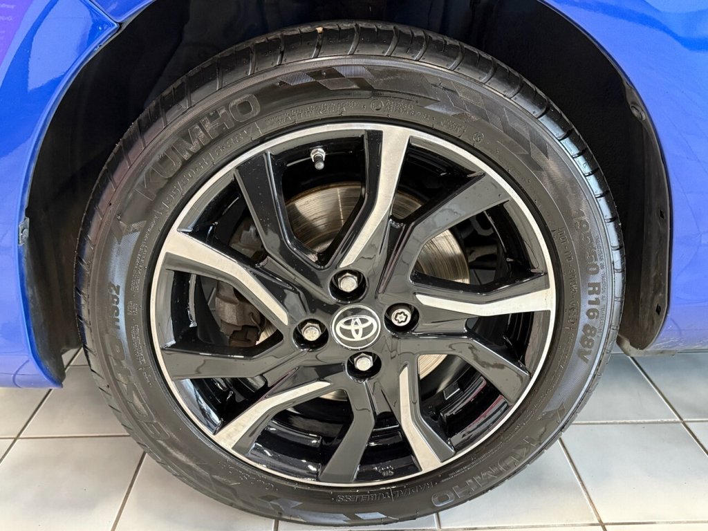 Used Toyota Yaris 2017 for sale - 76640392: Photo 27